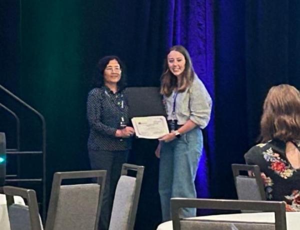 Katie Wootten receives poster prize